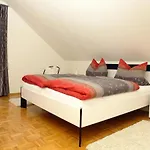 Nickel Haus