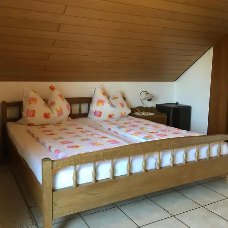 アパート Nickel Haus *